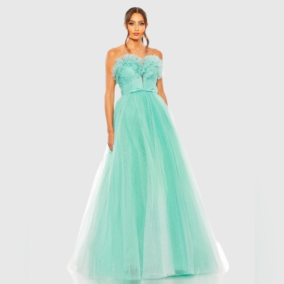 Mac Duggal Dresses & Skirts - NWT $498 MAC DUGGAL Green Strapless Glitter Tulle Gown DRESS BALL RUFFLES 20555